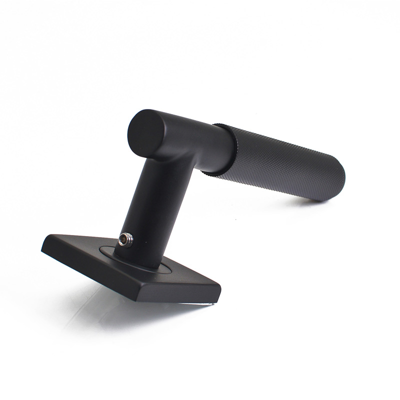Knurled door handle interior